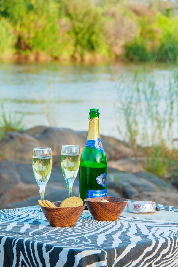 Casart Game Lodge Grietjie Game Reserve Luaran gambar